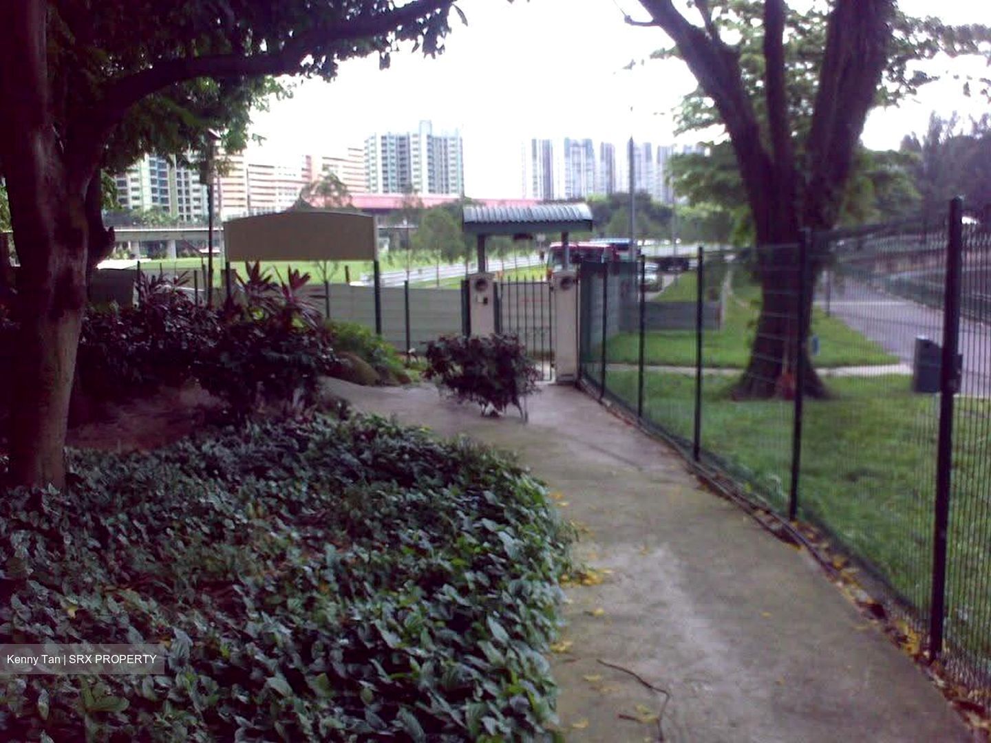 Lakepoint Condominium (D22), Condominium #628793591